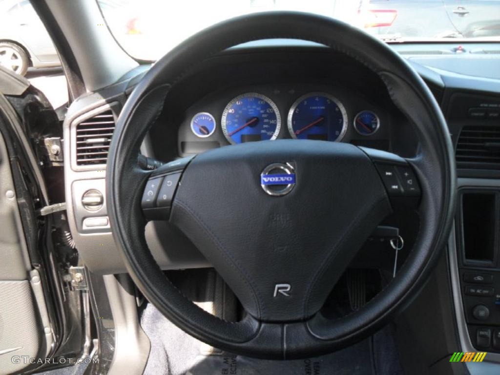 2005 Volvo S60 R AWD R Nordkap Black/Blue Metallic Steering Wheel Photo #45842552