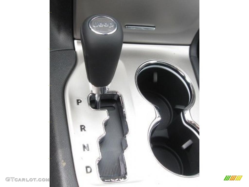 2011 Jeep Grand Cherokee Limited 4x4 5 Speed Automatic Transmission Photo #45842784