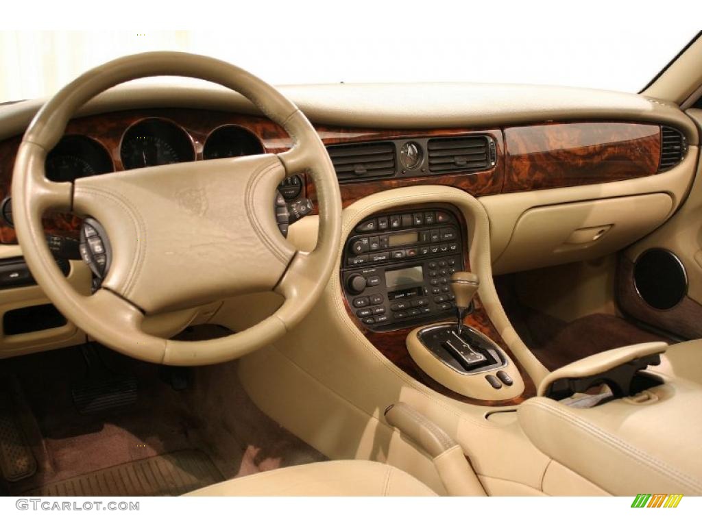 1998 Jaguar XJ XJ8 Cashmere Dashboard Photo #45844648