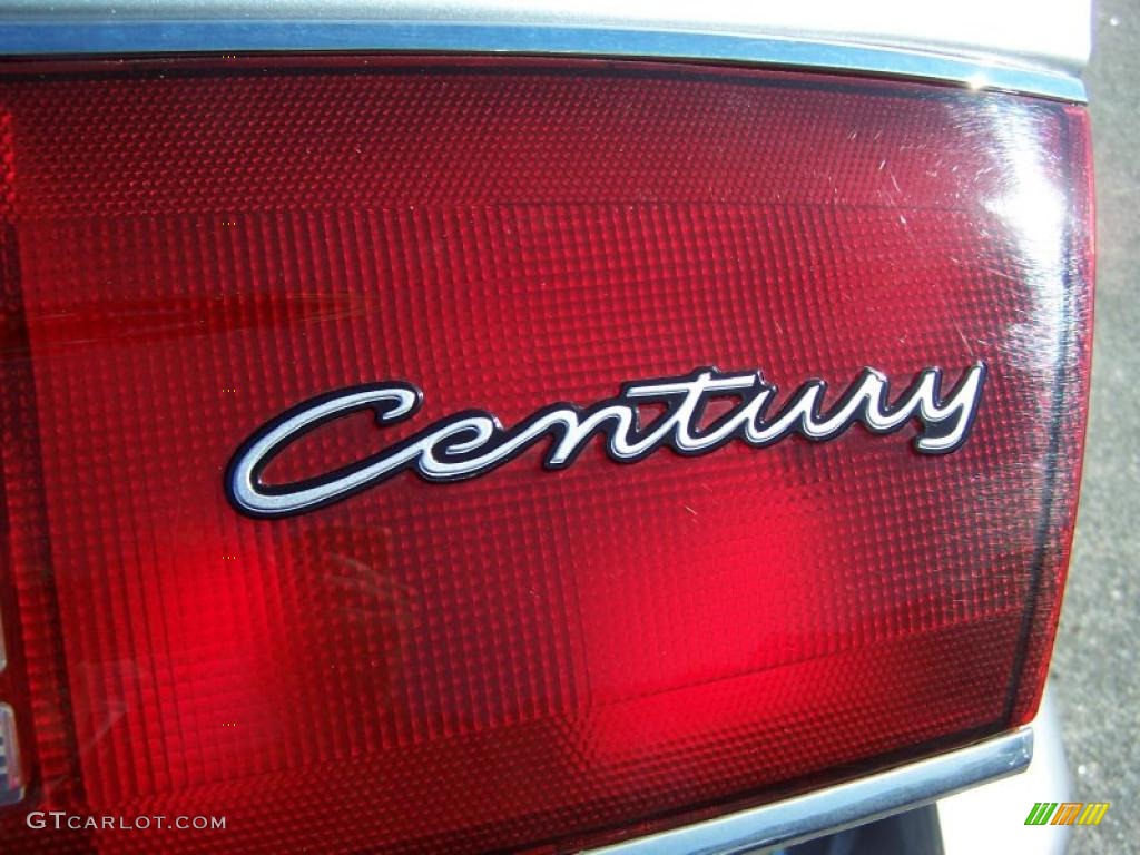 2005 Century Custom Sedan - Sterling Silver Metallic / Gray photo #12
