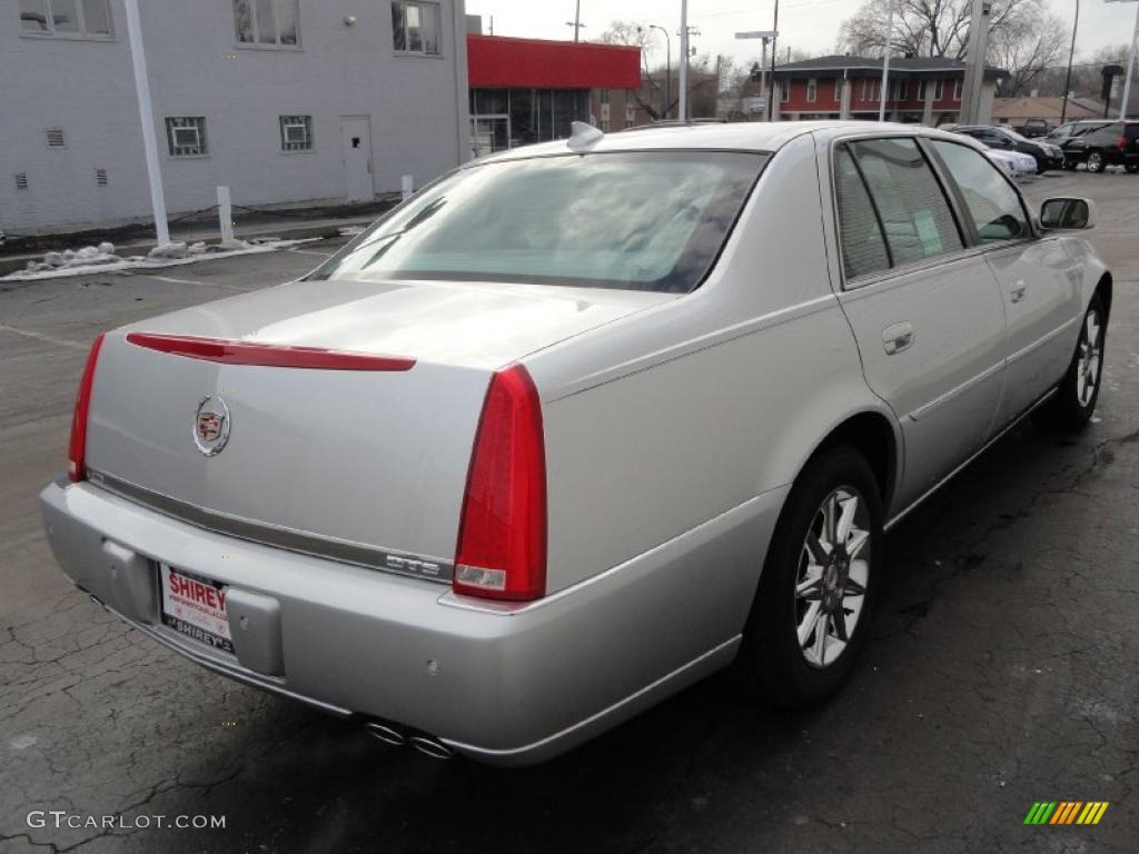 Radiant Silver Metallic 2011 Cadillac DTS Luxury Exterior Photo #45846920