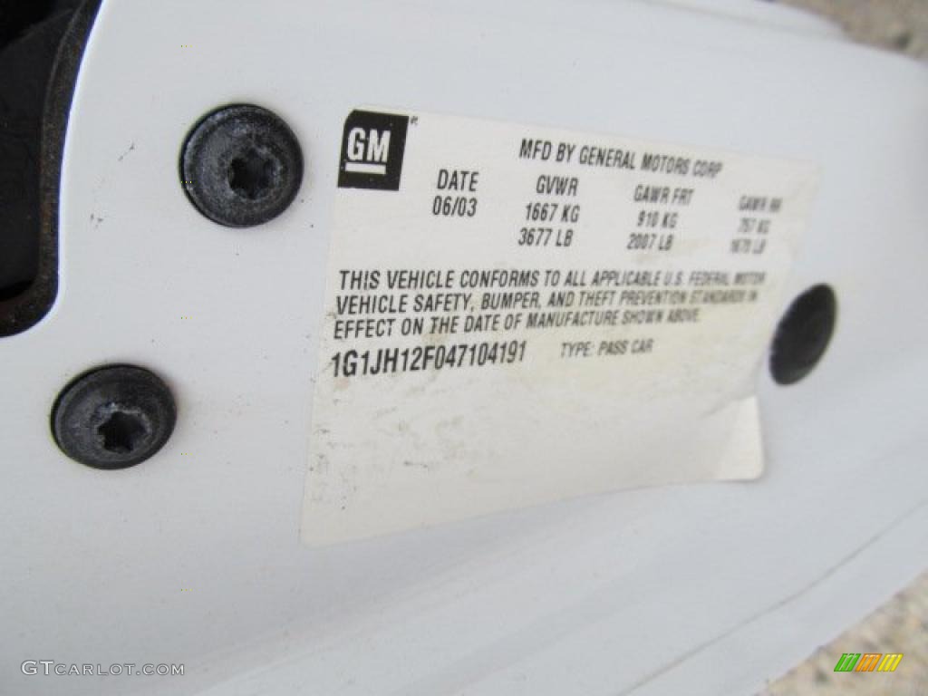 2004 Cavalier LS Sport Coupe - Summit White / Graphite photo #19