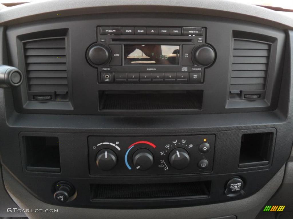 2008 Ram 1500 ST Quad Cab - Brilliant Black Crystal Pearl / Khaki photo #10