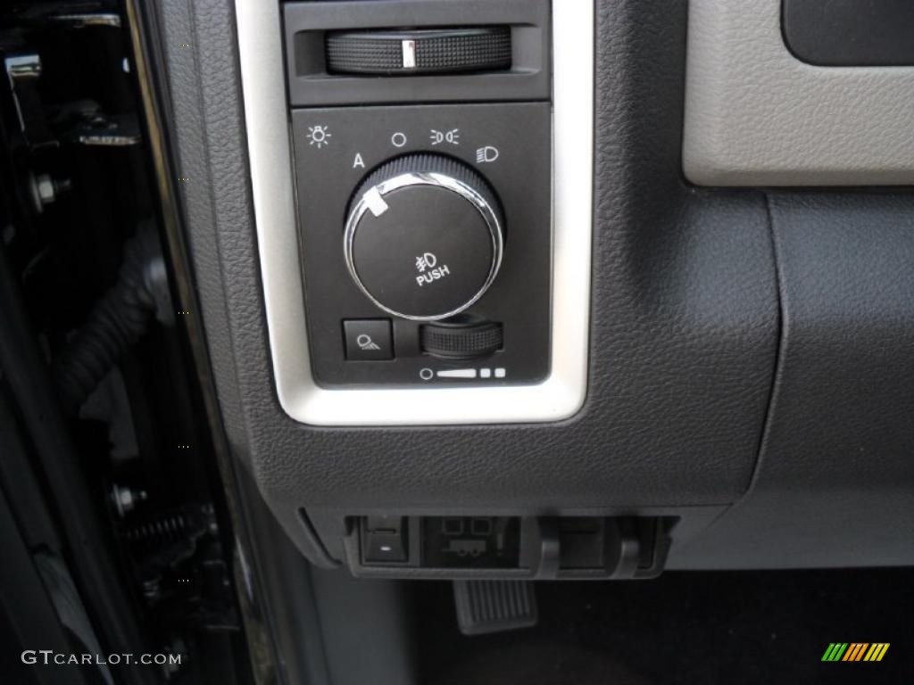 2010 Dodge Ram 3500 Big Horn Edition Crew Cab Dually Controls Photos