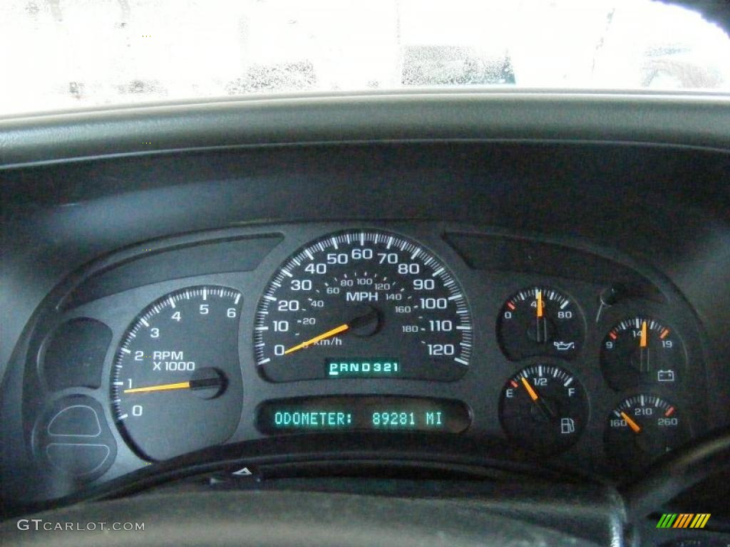 2003 GMC Yukon SLE Gauges Photo #45853549