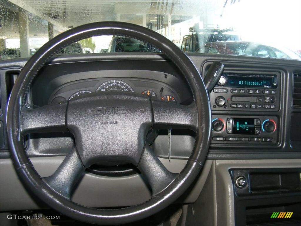 2003 GMC Yukon SLE Neutral/Shale Steering Wheel Photo #45853585