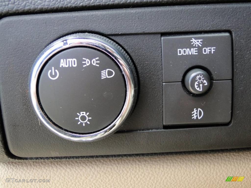 2008 Chevrolet Suburban 1500 LT Controls Photo #45857710