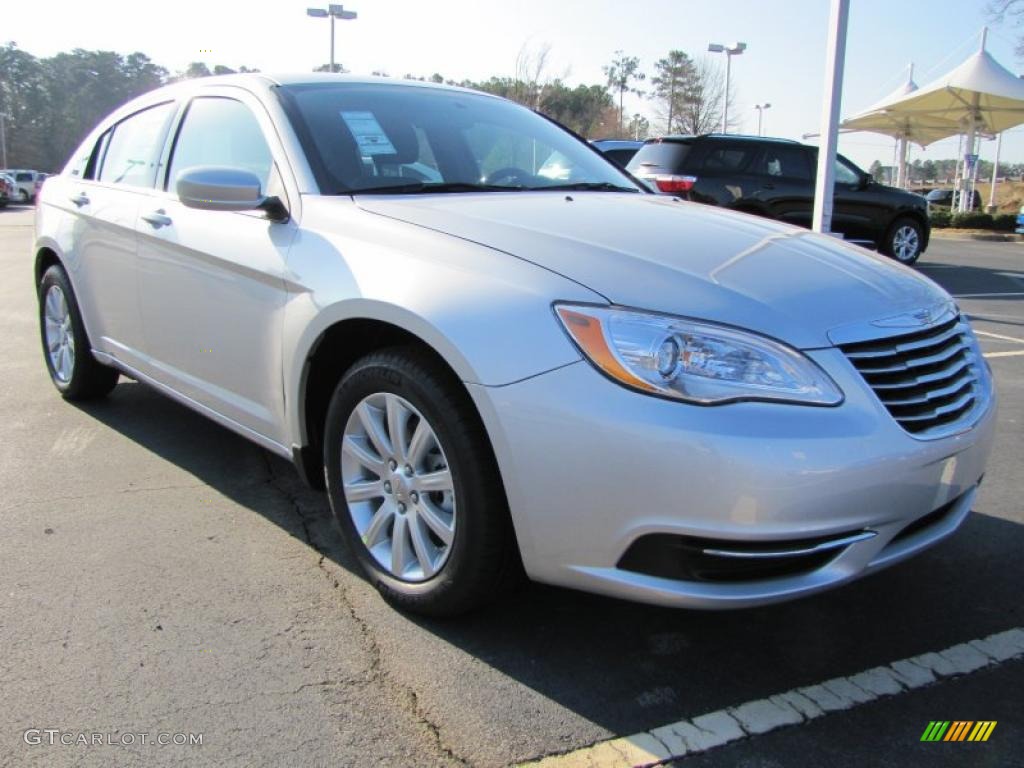 Bright Silver Metallic 2011 Chrysler 200 Touring Exterior Photo #45858362