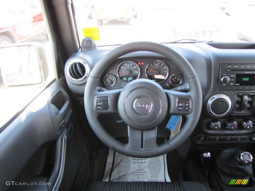 2011 Jeep Wrangler Unlimited Call of Duty: Black Ops Edition 4x4 Steering Wheel Photos