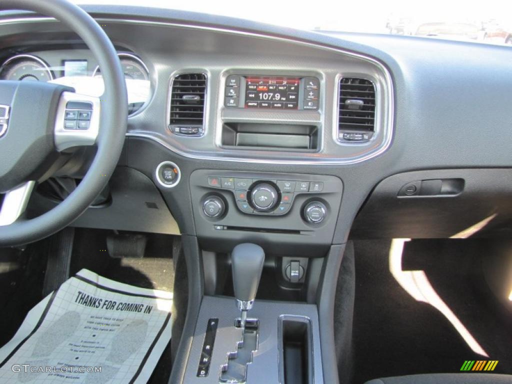 2011 Dodge Charger SE Black Dashboard Photo #45859730