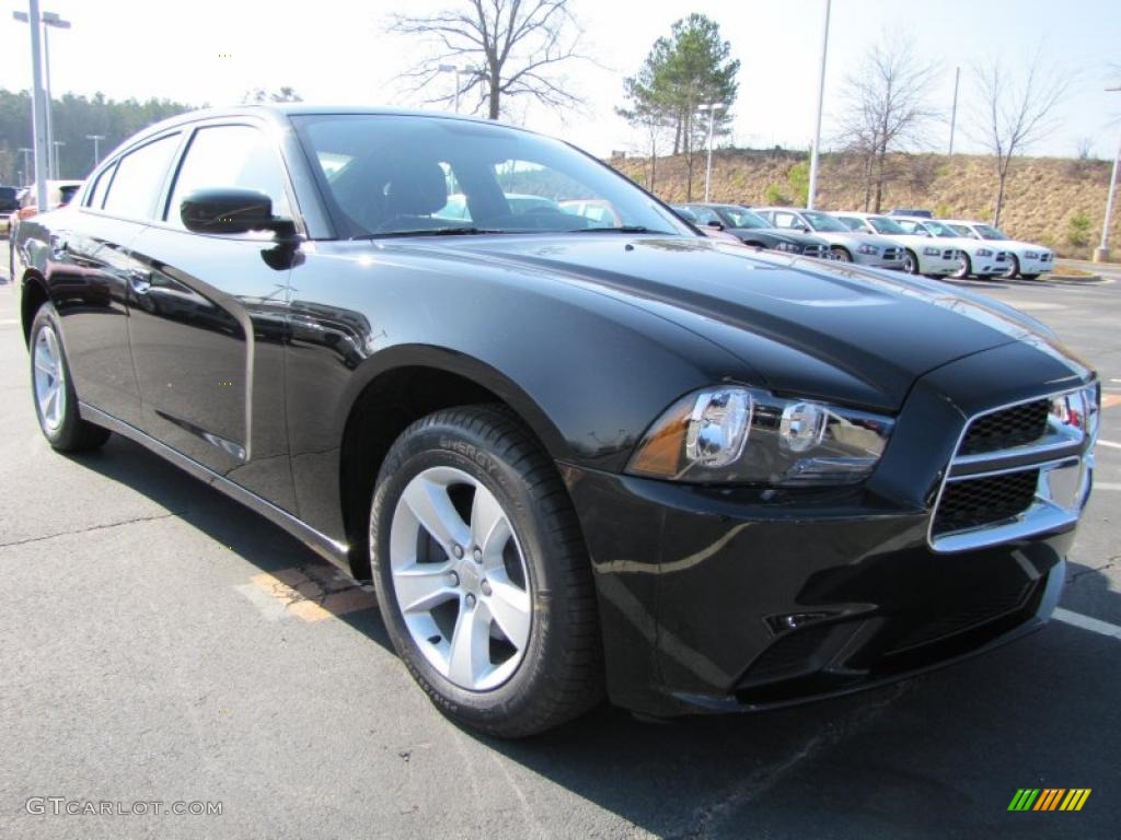 Brilliant Black Crystal Pearl 2011 Dodge Charger SE Exterior Photo #45860626