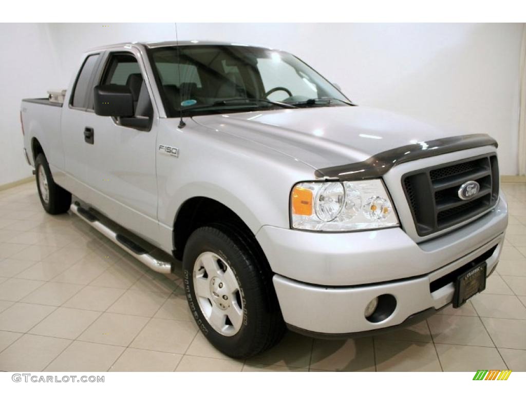 2007 F150 STX SuperCab - Silver Metallic / Medium Flint photo #1