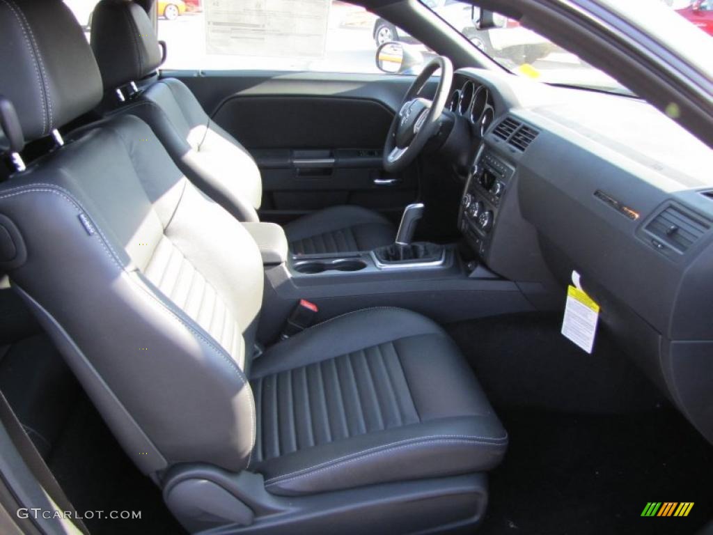 Dark Slate Gray Interior 2011 Dodge Challenger R/T Plus Photo #45861443