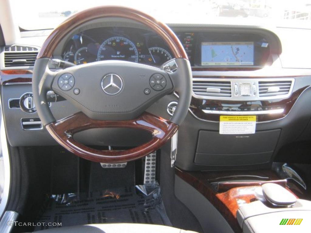2011 Mercedes-Benz S 550 Sedan Black Dashboard Photo #45863647