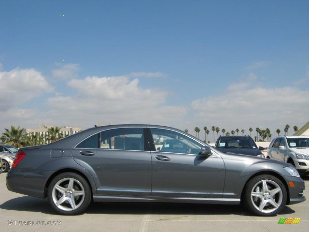 2011 S 550 Sedan - Flint Grey Metallic / Black photo #2