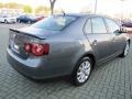 Platinum Grey Metallic - Jetta SE Sedan Photo No. 5