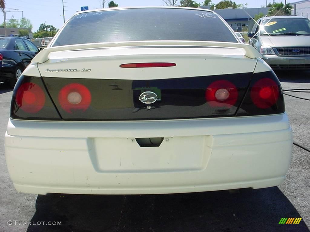 2005 Impala LS - White / Neutral Beige photo #4