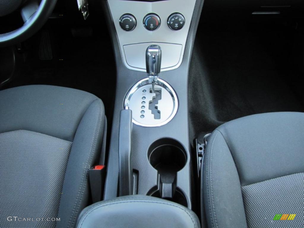 2009 Chrysler Sebring Touring Sedan 4 Speed VLP Automatic Transmission Photo #45865999