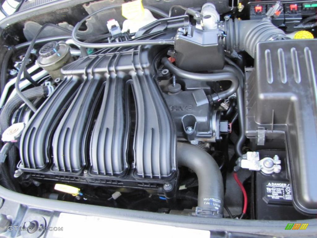 2007 Chrysler PT Cruiser Standard PT Cruiser Model 2.4 Liter DOHC 16 Valve 4 Cylinder Engine Photo #45866639