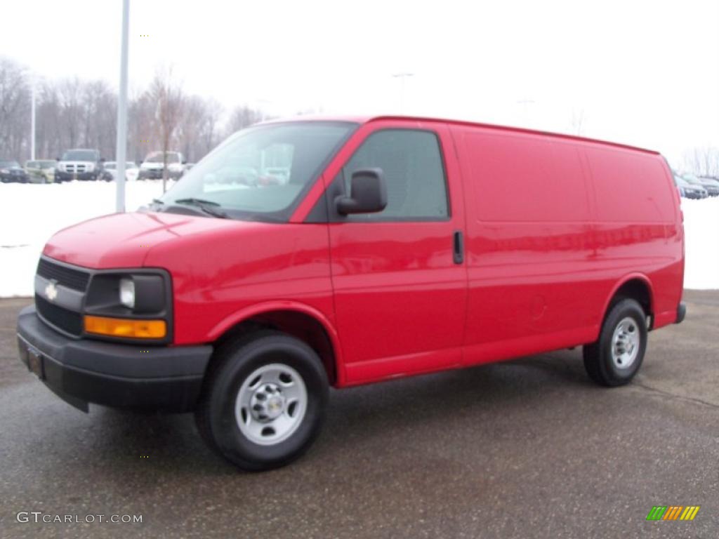 Victory Red 2007 Chevrolet Express 2500 Cargo Van Exterior Photo #45866887