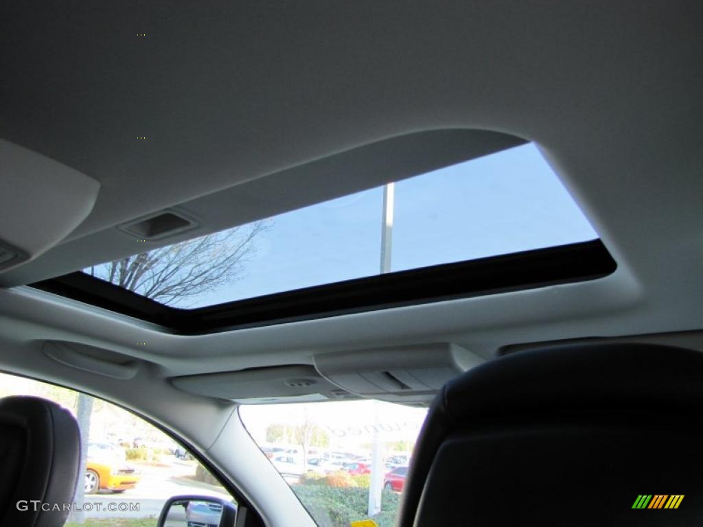 2010 Dodge Journey R/T Sunroof Photos