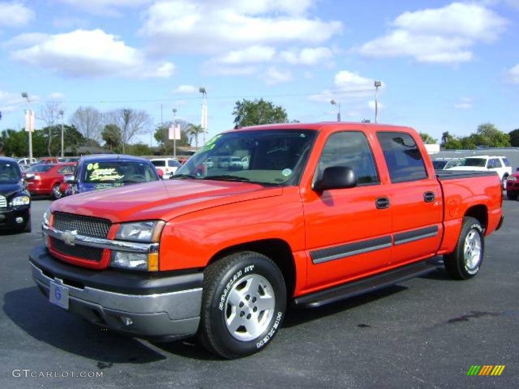 2005 Silverado 1500 LS Crew Cab - Victory Red / Medium Gray photo #3