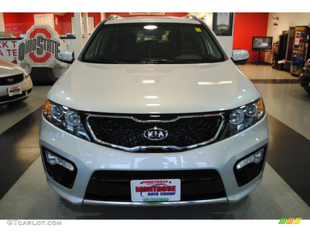 2011 Sorento SX V6 - Bright Silver / Black photo #9