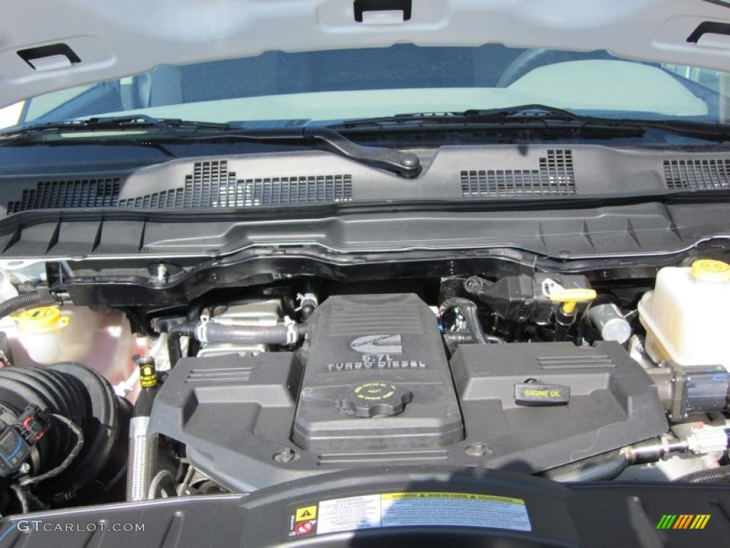 2011 Dodge Ram 4500 HD SLT Crew Cab 4x4 Chassis Engine Photos