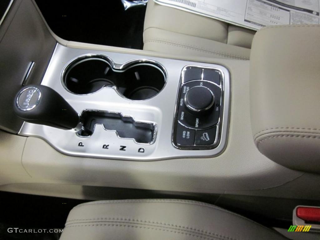 2011 Jeep Grand Cherokee Limited 4x4 5 Speed Automatic Transmission Photo #45869079