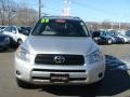 Classic Silver Metallic - RAV4 4WD Photo No. 2
