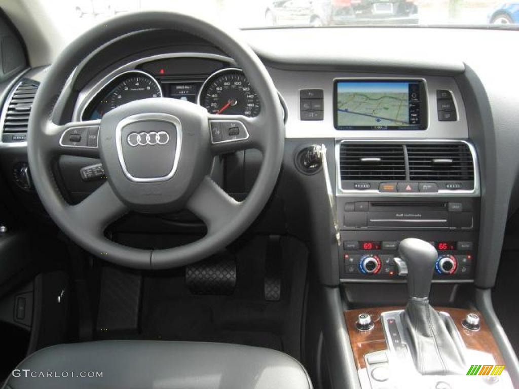 2011 Audi Q7 3.0 TFSI S line quattro Black Dashboard Photo #45877456