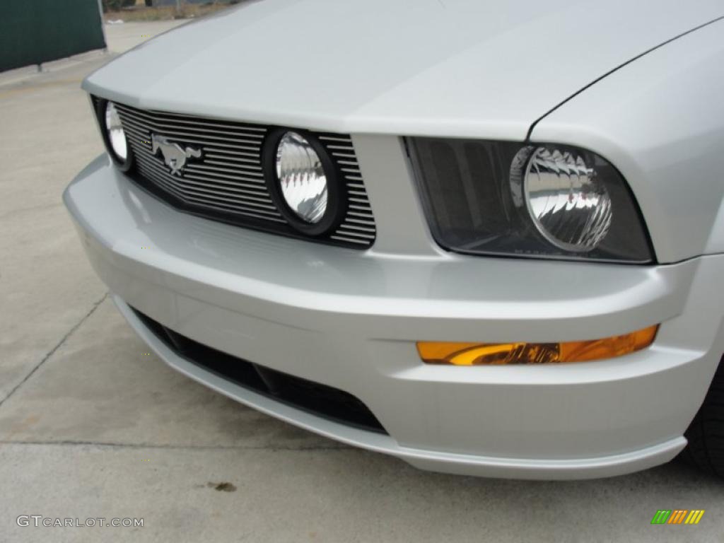2008 Mustang GT Deluxe Coupe - Brilliant Silver Metallic / Dark Charcoal photo #11