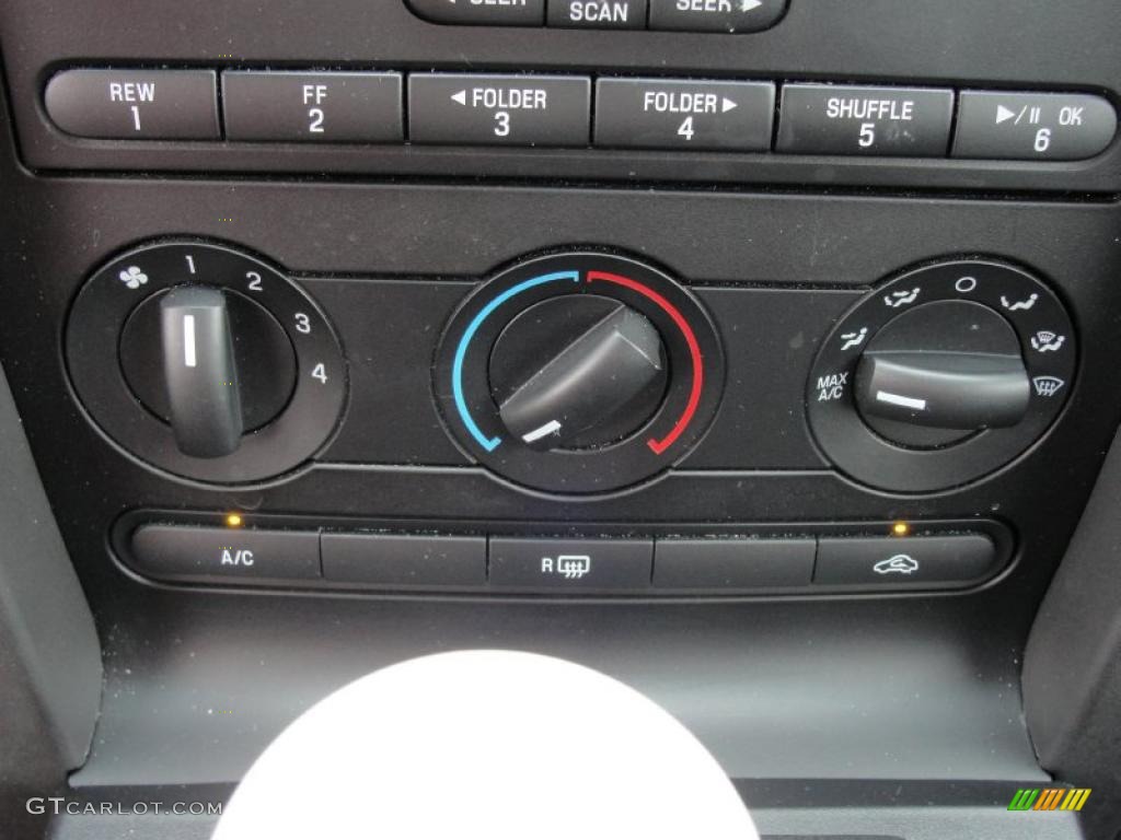 2008 Ford Mustang GT Deluxe Coupe Controls Photo #45878268