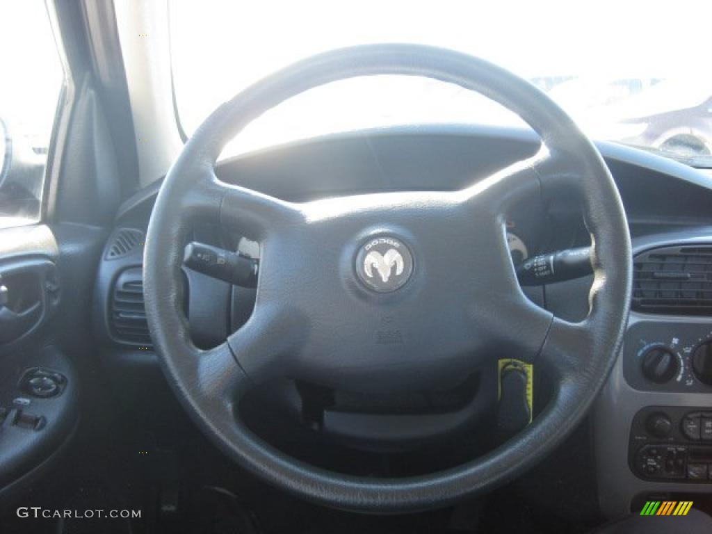 2002 Neon SXT - Black Clearcoat / Dark Slate Gray photo #23
