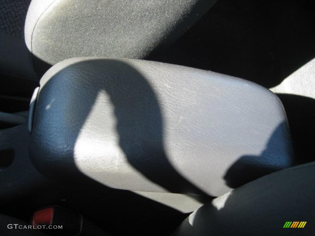 2002 Neon SXT - Black Clearcoat / Dark Slate Gray photo #28