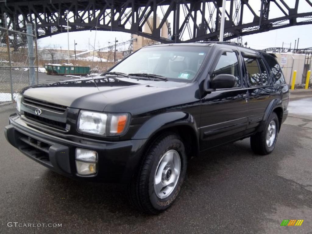 1998 QX4 4x4 - Super Black / Stone Beige photo #1