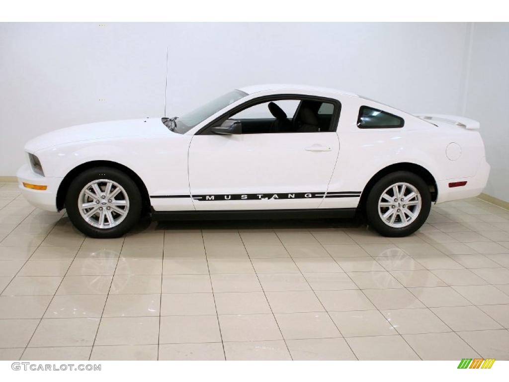 2006 Mustang V6 Deluxe Coupe - Performance White / Dark Charcoal photo #4