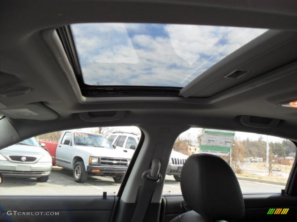 2011 Chevrolet Impala LTZ Sunroof Photos