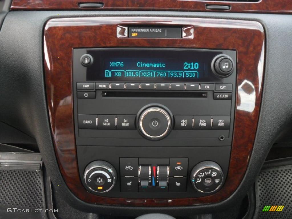 2011 Chevrolet Impala LTZ Controls Photo #45891372