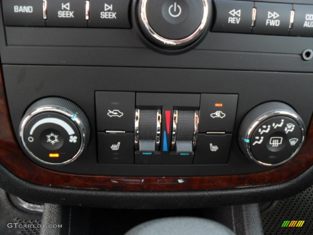 2011 Chevrolet Impala LTZ Controls Photo #45891375