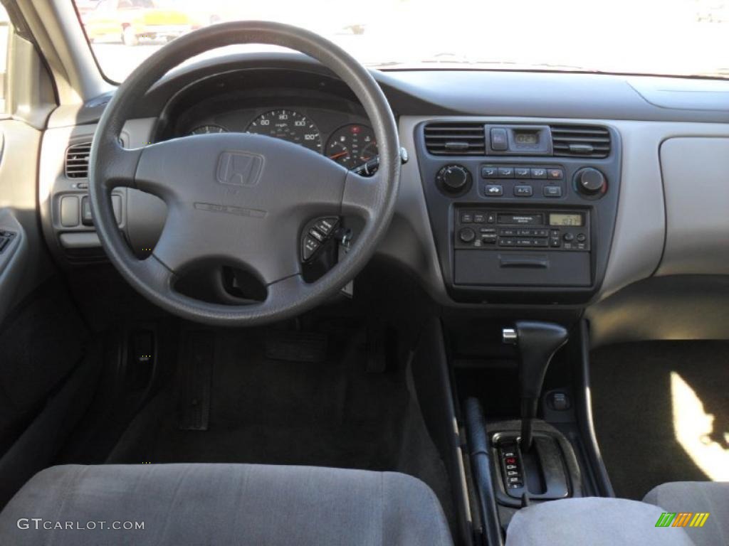 1999 Accord LX Sedan - Raisin Pearl / Gray photo #15