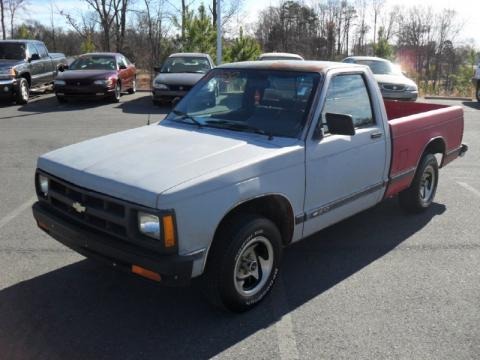 1992 Chevrolet S10 Regular Cab Data, Info and Specs