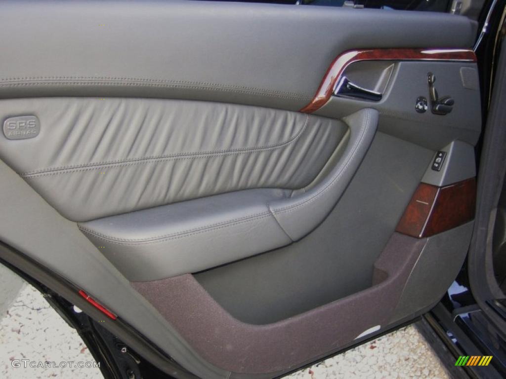 2006 Mercedes-Benz S 65 AMG Sedan Charcoal Door Panel Photo #45895017