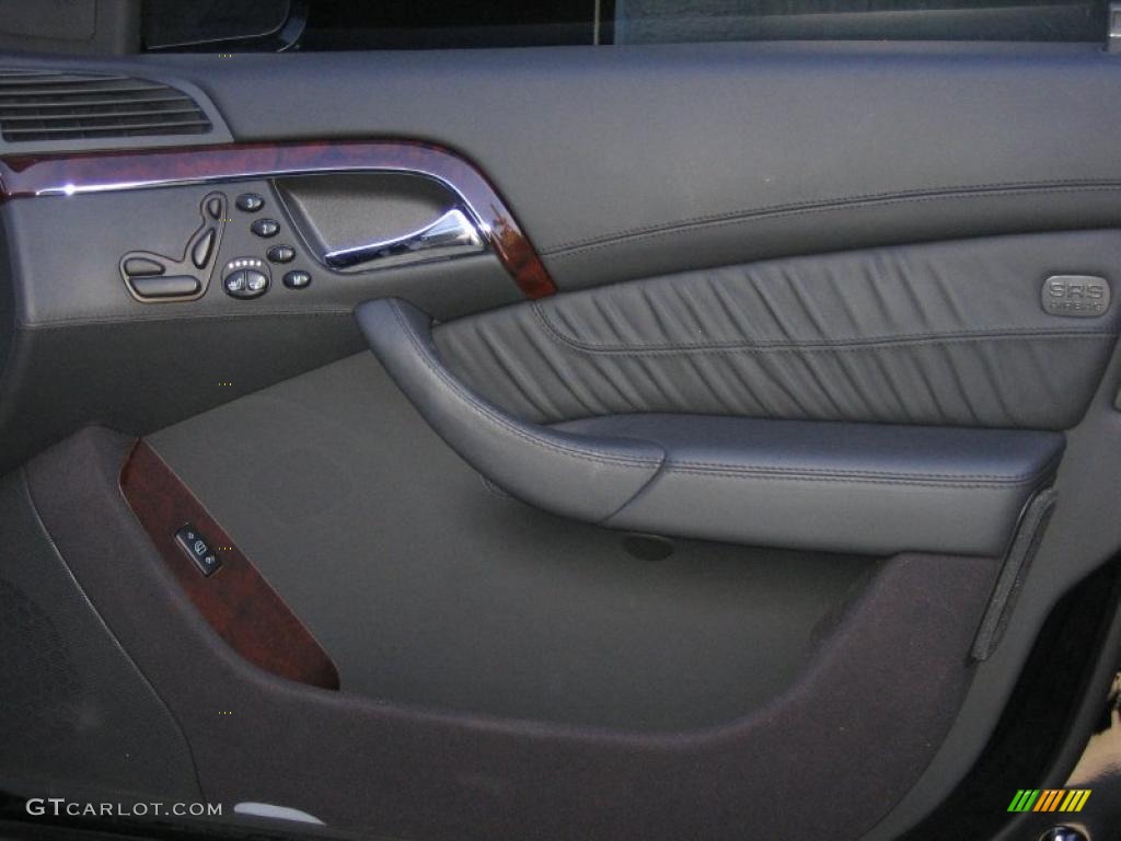 2006 Mercedes-Benz S 65 AMG Sedan Charcoal Door Panel Photo #45895035