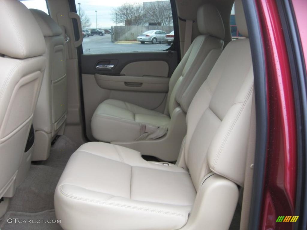 Light Cashmere/Dark Cashmere Interior 2011 Chevrolet Suburban LTZ 4x4 Photo #45895140