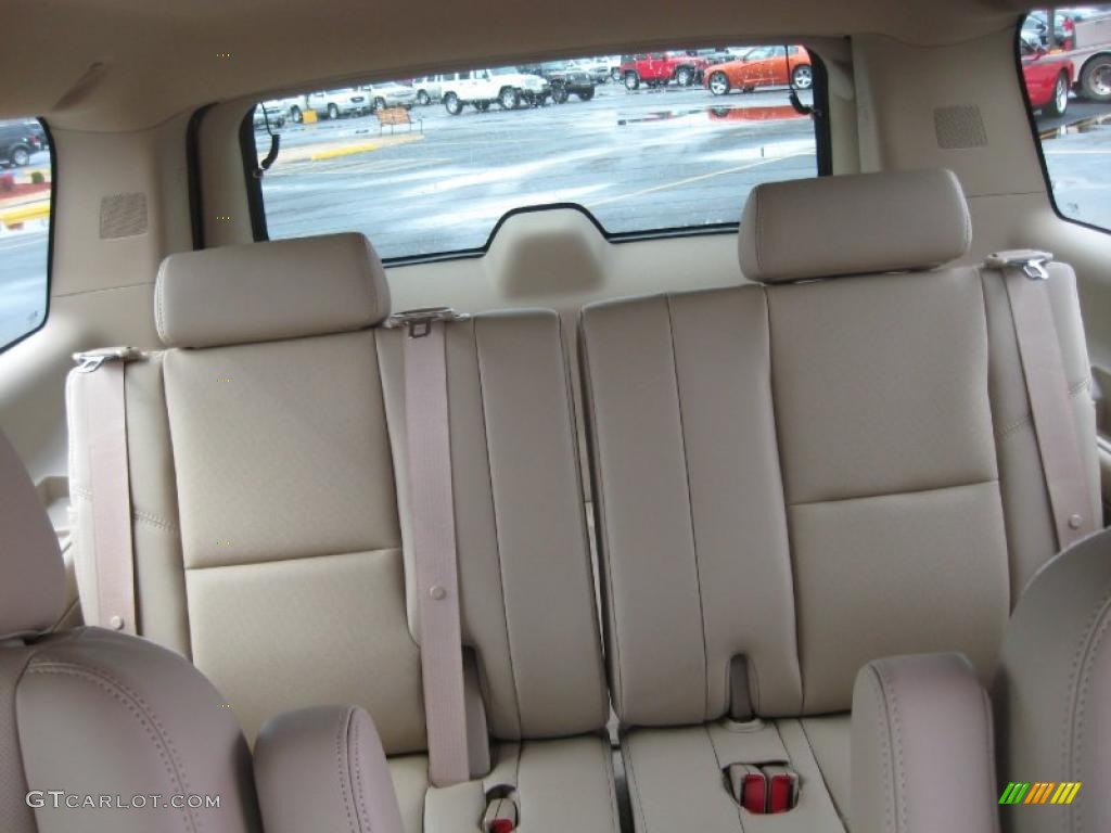 Light Cashmere/Dark Cashmere Interior 2011 Chevrolet Suburban LTZ 4x4 Photo #45895149