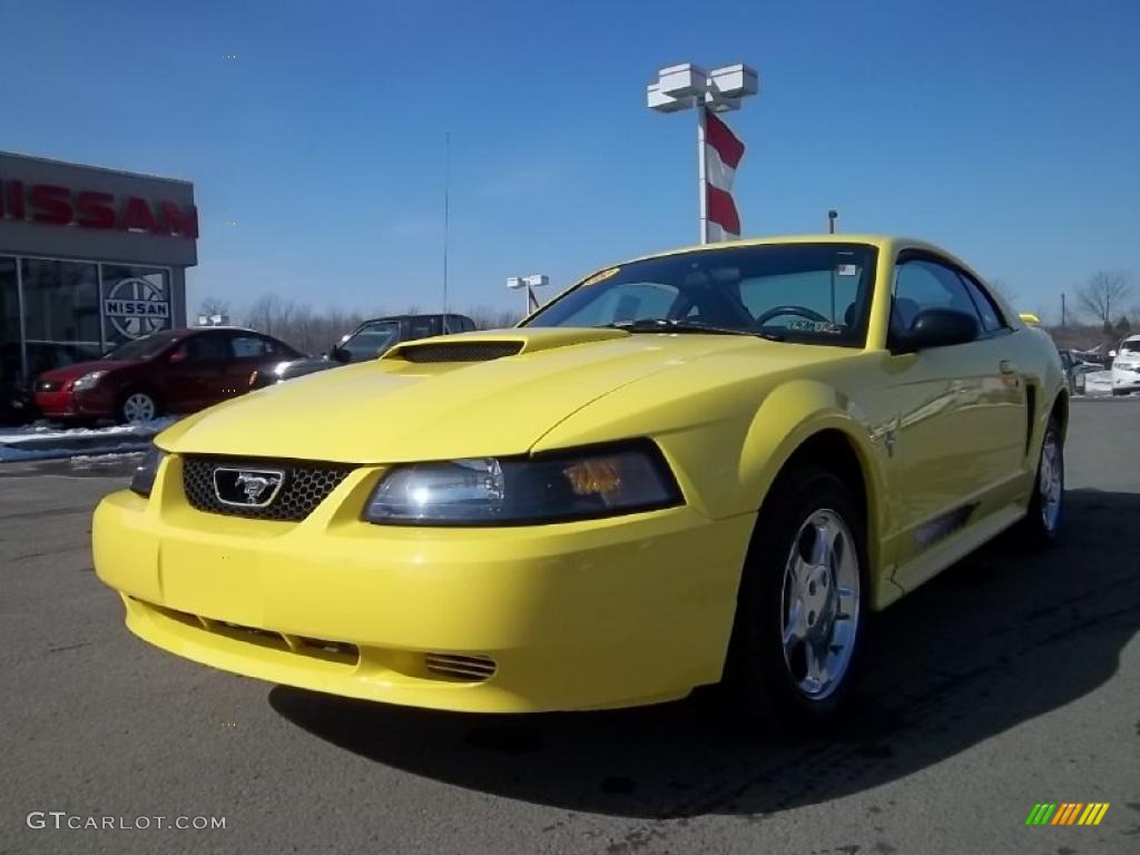 2003 Mustang V6 Coupe - Zinc Yellow / Medium Graphite photo #1