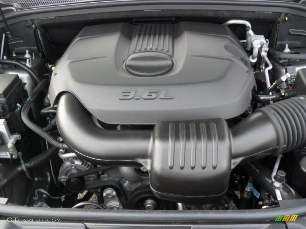 2011 Dodge Durango Express 3.6 Liter DOHC 24-Valve VVT Pentastar V6 Engine Photo #45903746