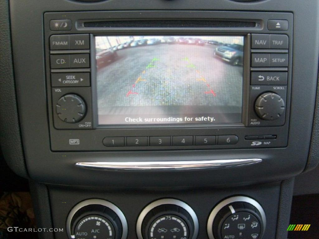 2011 Rogue SV AWD - Wicked Black / Black photo #6