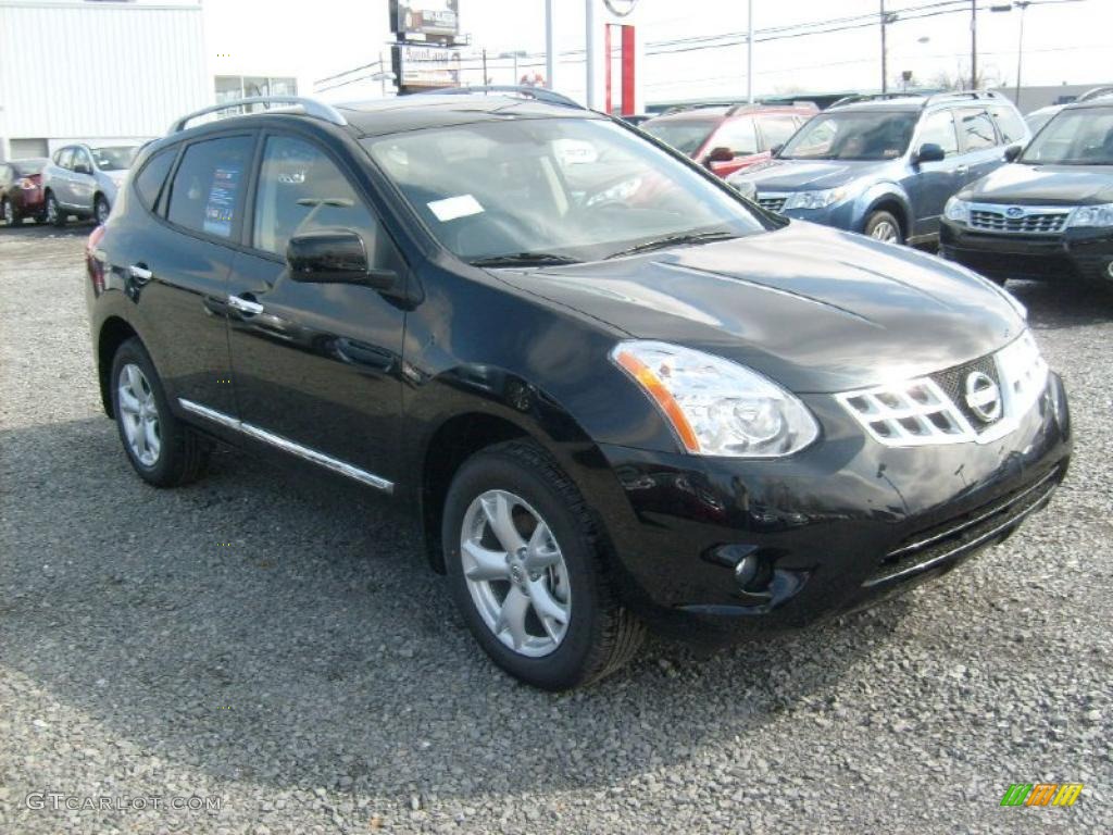 2011 Rogue SV AWD - Wicked Black / Black photo #9